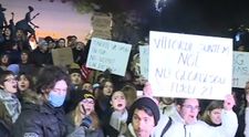 Protestul împotriva lui Călin Georgescu din Piața Universității. Ce s-a întâmplat în timpul manifestației