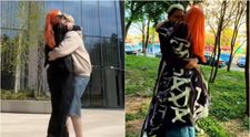 Celebra cântăreață din România a recunoscut că se iubește cu o fată! Și-au asumat relația și s-au afișat împreună pe rețelele de socializare, iar fanii au avut un șoc: „Nu cred!”