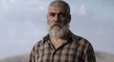 Recunoști actorul? Părul și barba complet gri l-au schimbat total pentru acest rol