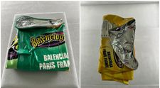 Balenciaga a lansat un portofel care imită o pungă de chipsuri și îl vinde la un preț ridicol