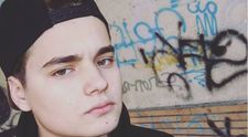 Selly și-a donat camera cu care a început să facă vlogging