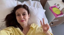 Ada Galeș a fost operată a patra oară, după ce a fost diagnosticată cu cancer oral, la doar 34 de ani. Primele declarații de pe patul de spital: „Am plâns de am rupt”