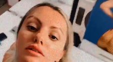 Alexandra Stan, selfie-video în cadă! Artista s-a filmat goală și acoperită de spumă