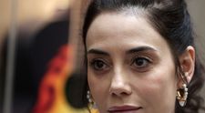 Cansu Dere are părul lung până la talie și arată ca o puștoaică. Actrița din „Sîla”, apariție surprinzătoare pe rețelele sociale