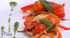 Ravioli cu cascaval afumat si suc de rosii