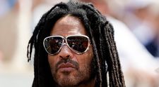 La 62 de ani, Lenny Kravitz are un trup ireal. Ce dietă neobișnuită ține și de ce face sport în blugi sau pantaloni de piele