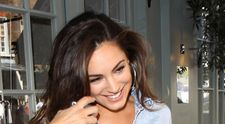 Era considerata cea mai sexy femeie din Anglia, dar a pierdut lupta cu kilogramele. Cum arata Kelly Brook acum