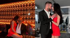 El este milionarul german care are o slăbiciune pentru românce. A părăsit-o pe mama copiilor săi pentru celebra româncă din Pașcani. A lăsat-o însărcinată, iar acum trăiesc o poveste de dragoste ca în filme. De ziua ei de naștere, celebrul designer i-a făcut o surpriză care te lasă cu gura căscată