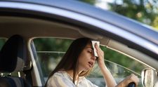 Truc viral pe TikTok! Cum să-ți răcorești mașina în câteva secunde, fără să dai drumul la aerul condiționat