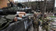 Dezvăluiri din infern: Ce le-au făcut rușii femeilor ucrainene ascunse în uzina Azovstal din Mariupol