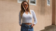 A avut mainile amputate, iar acum a ajuns model