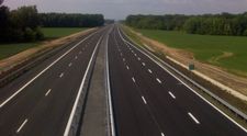 Romania este gata sa inaugureze prima legatura cu un stat vecin printr-o autostrada: FOTO