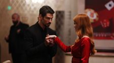 Vlad: ”E un bilet de intrare în casa dușmanului.” De la 21:30, acțiunea se mută la turneul de poker de la cazino!