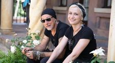 Serge Svetnoy, bărbatul care a ținut-o în brațe pe Halyna Hutchins după ce a fost împușcată de Alec Baldwin