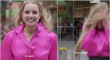 Momentul în care o reporteriță a fost atacată pe stradă, în timp ce era live! Nici nu a știu ce a lovit-o VIDEO