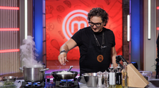 Masterchef: Restul e plăcere. Ficat în stil venețian cu piure (Dumitrescu)