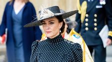 Prima apariție publică a lui Kate Middleton provoacă noi controverse. Detaliul suspect pe care l-au observat internauții: 