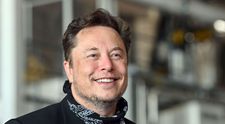 Elon Musk, ultimatum pentru angajații Tesla care nu vin la birou: „Vom presupune că ai demisionat”