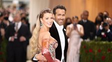 Blake Lively, marea absentă de la Met Gala 2025. Motivul pentru care actrița cu apariții memorabile pe covorul roșu a lipsit de la evenimentul anului