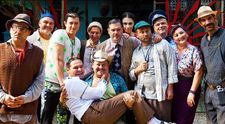 Miercuri si joi razi romaneste la Pro TV! Las Fierbinti, Atletico Textila si Ai nostri aduc comedia in casele romanilor