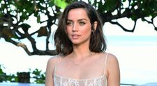 Noua fată Bond, de la puștoaica săracă din Cuba, la starleta de azi. Ana de Armas are un dar aparte