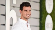 Taylor Lautner, actorul din “Twilight”, și-a cerut iubita de nevastă. Cum arată și cu ce se ocupă tânăra