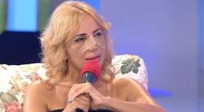 Daniela Gyorfi si-a dat jos bandajul in direct la 