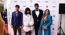 Toma Cuzin, cunoscut drept „Firicel” din Las Fierbinți, apariție uimitoare alături de familia lui, la gala premiilor GOPO. Imagini rare cu soția și copiii actorului