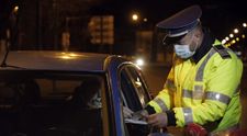 Într-o localitate din România a fost reintrodusă declarația pe propria răspundere! Cum se poate circula