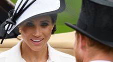 Motivul pentru care toată lumea se uită la picioarele lui Meghan Markle
