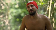 Survivor All Stars 27 februarie 2024. Strategiile încep să ia naștere în echipa Faimoșilor. După ultimele înfrângeri ale echipei, Andrei Ciobanu și Cătălin Zmărăndescu pasează vina când la fete, când la băieți: „Să mai dăm din băieți afară”