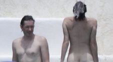 Cat de SEXY arata Milla Jovovich la 36 de ani doar in costum de baie! FOTO
