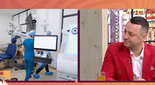 Medicul chirurg oftalmolog Tudor Holhoș, doctorul care i-a redat vederea tatălui Dorei de la Românii au talent, despre problemele în care oamenii nu văd aproape - hipermetropie