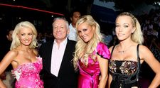 Holly Madison, dezvăluiri de la orgiile lui Hugh Hefner: ”Oribil!”