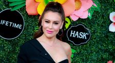 Alyssa Milano încă are probleme de sănătate din cauza infectării cu COVID-19. Cu ce simptome se confruntă actrița