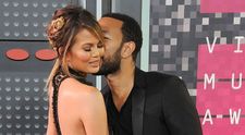 Chrissy Teigen, soția celui mai sexy bărbat din lume, are o problemă cu celulita