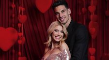 Andreea Bălan și Victor Cornea s-au căsătorit civil! Primele imagini