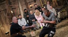 Duelul Giganților, Moroșanu vs Zmărăndescu! Marți, de la 21:30 la Ferma – Un nou început!