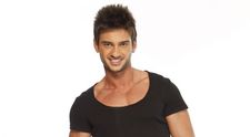 Dorian Popa, greu de recunoscut pe plaja ProFM. Cantaretul si-a lasat barba sa creasca si pare total schimbat