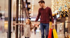 Programul mall-urilor de Crăciun. Ce magazine vor fi deschise în perioada 24, 25 și 26 decembrie
