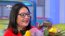Nana Mouskouri: 