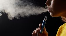 Înfiorător! Ce a putut să pățească o femeie care a vapat ani la rând: „Mamă, nu pot să...”. Descoperirea șocantă făcută de medici