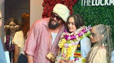 „Arată ca doi hipioți care s-au îmbrăcat de la second-hand!” Jason Momoa și fosta soție, luați peste picior după apariția de la absolvirea fiicei lor