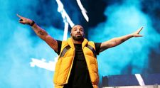 Apariția inedită a lui Drake în noul său videoclip. Pe ce a cheltuit o avere?