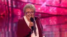 Cea mai tare bunicuță a intrat în istoria show-ului „Vocea UK”! Cine e bătrânica de 76 de ani care a strâns milioane de vizualizări pe TikTok după ce a cântat rap: „Nu eram pregătiți pentru asta!”