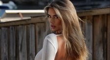 Arabella Chi, prima apariție în public după ce a fost atacată și jefuită în propria mașină. Modelul care l-a vrăjit și pe DiCaprio a hipnotizat audiența cu o rochie transparentă