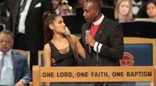 Ariana Grande, criticată pentru rochia purtată la înmormântarea Arethei Franklin: „Parcă s-a dus la club”