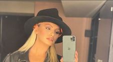 Alexandra Stan a comis-o din nou la plajă: „Masca trebuia legată după urechi, nu la șolduri”