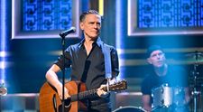 Bryan Adams va concerta în București, în data de 30 aprilie, la Sala Palatului