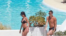 Iubita lui Cristiano Ronaldo este insarcinata in 5 luni si arata mai sexy ca niciodata! Cum au fost surprinsi cei doi